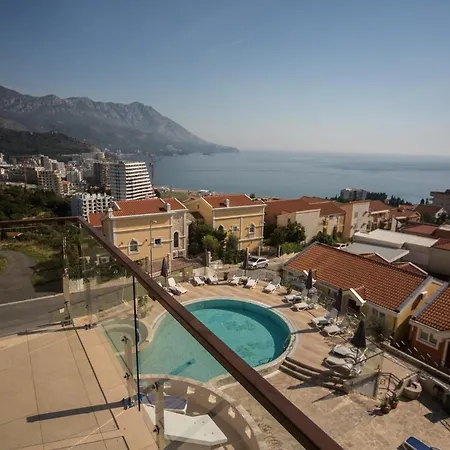 Luxury Lägenhet Budva