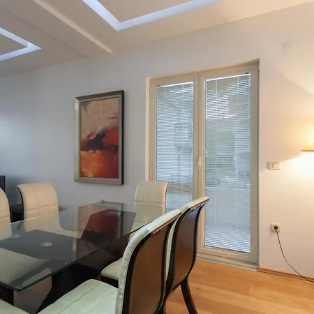 Luxury Lägenhet Budva